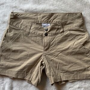 Columbia Women's Tan Cargo Shorts